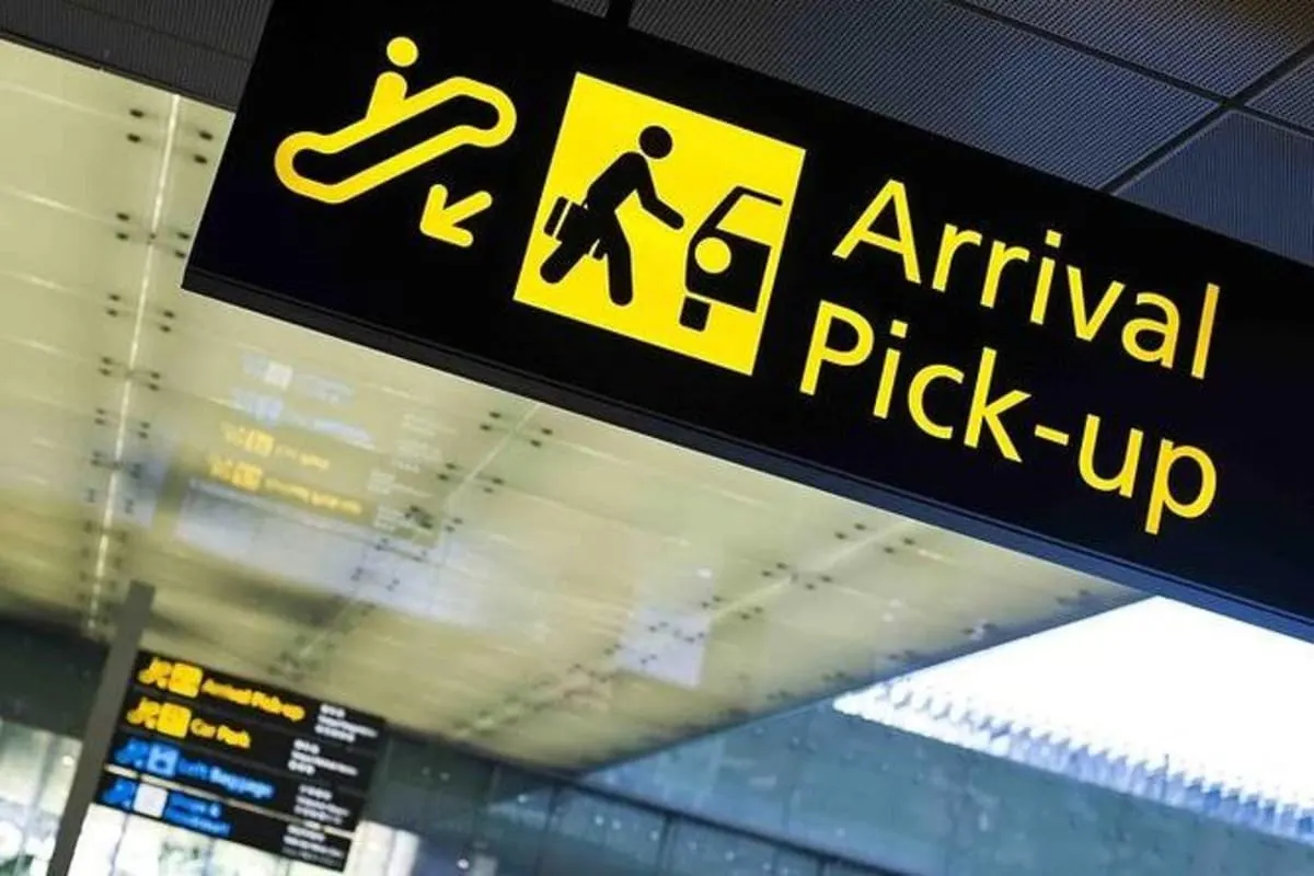 Airport Pick Up, photo 1