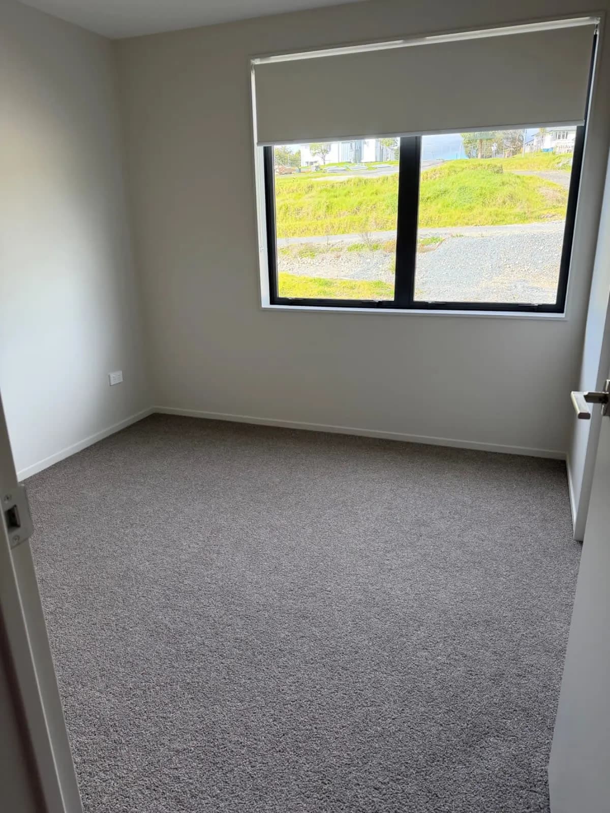 Ensuite room in a brand new house for a single , photo 1